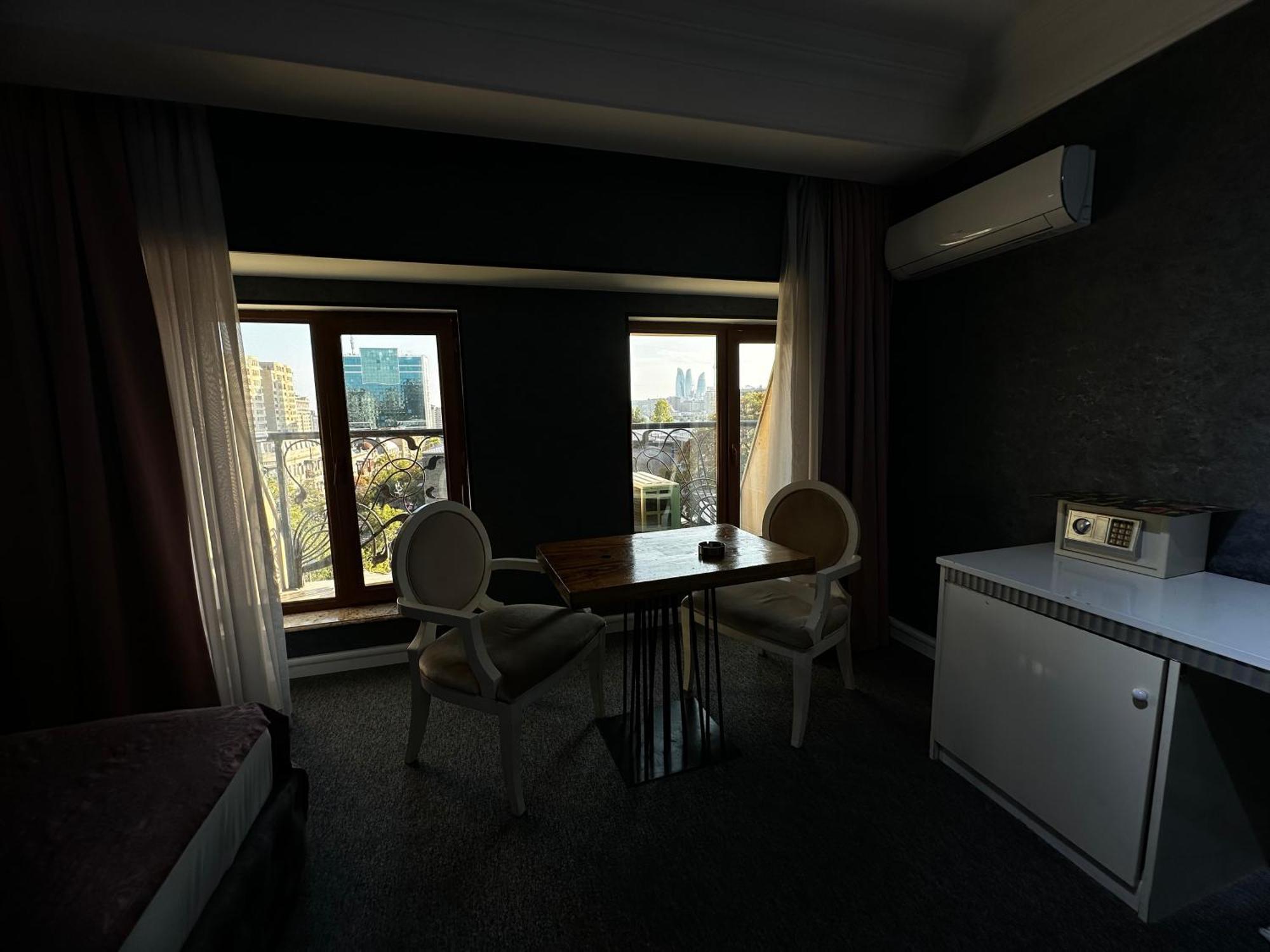 Amber Hotel Baku Exterior foto