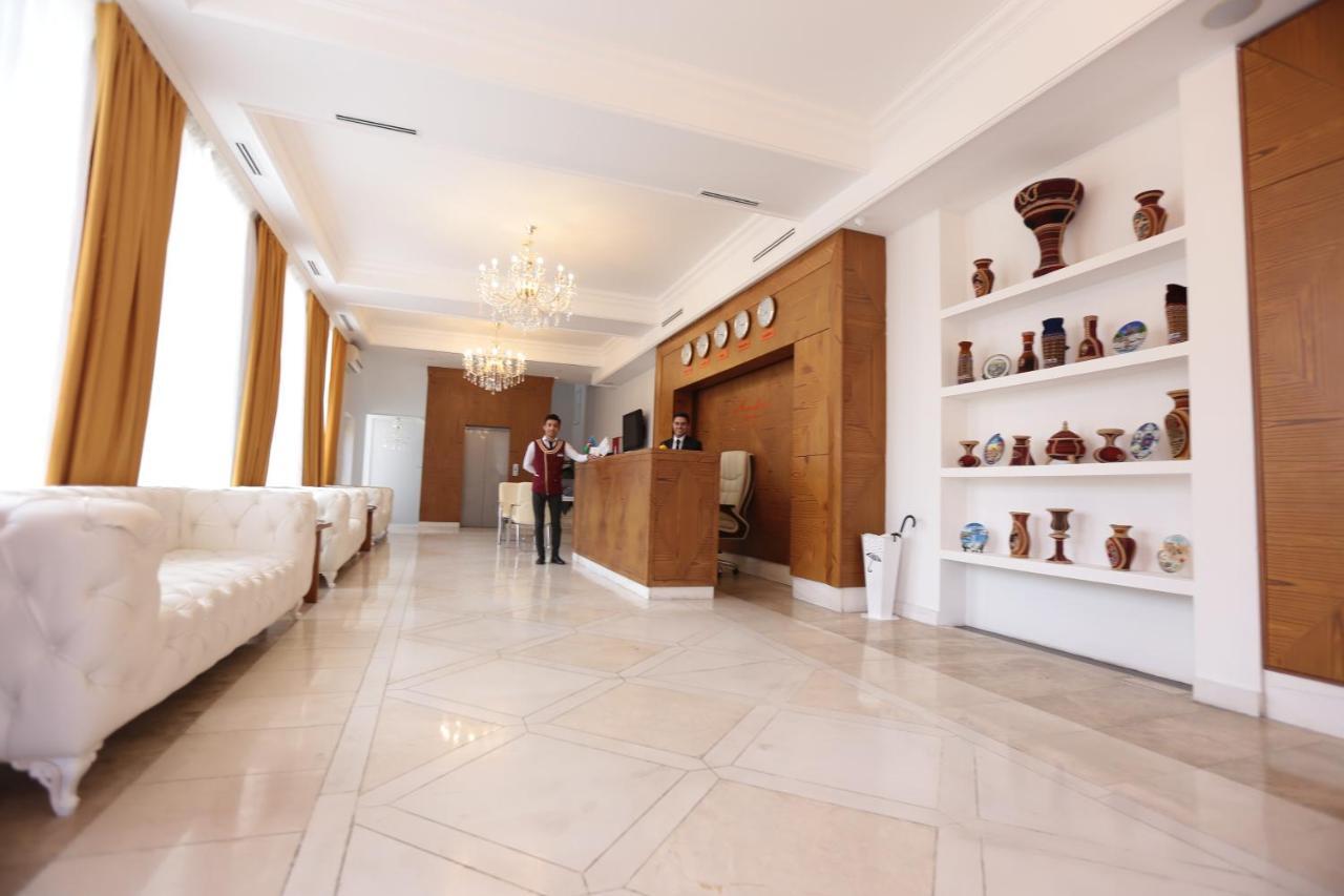 Amber Hotel Baku Exterior foto